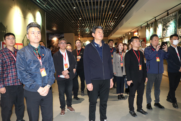 f5fdc218f28a9e3cd997c8c13410019_副本.jpg