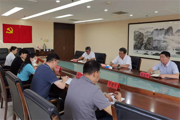 4-李民同志于7月5日讲《在学思践悟中提升履职尽责能力》主题教育专题党课_副本.jpg